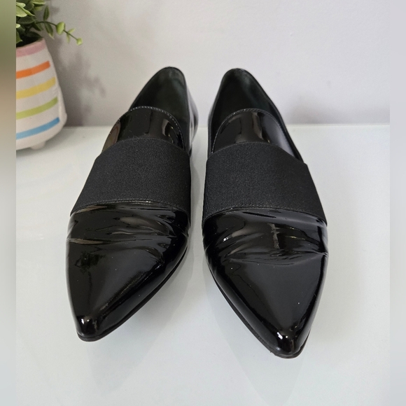 STUART WEITZMAN Black Patent Leather Slip On Loafers. Size 8.5 - Picture 4 of 9